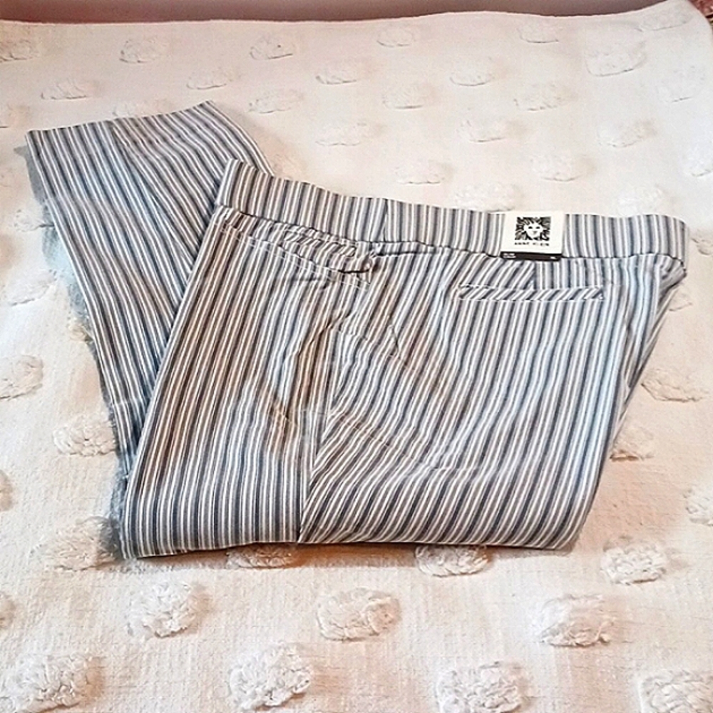 Gorgeous ⚜️ Anne Klein Slim Crop Stripe Pants  XL. *NEW*
